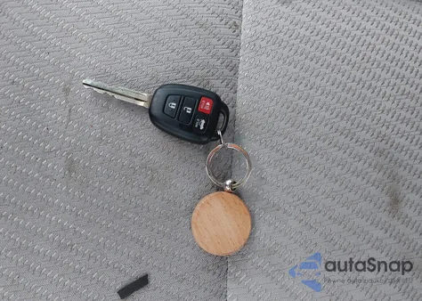 2015 Toyota Camry Le z USA, uszkodzony, nr VIN 4T4BF1FK0FR516190